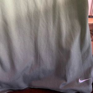 Like new Nike tank